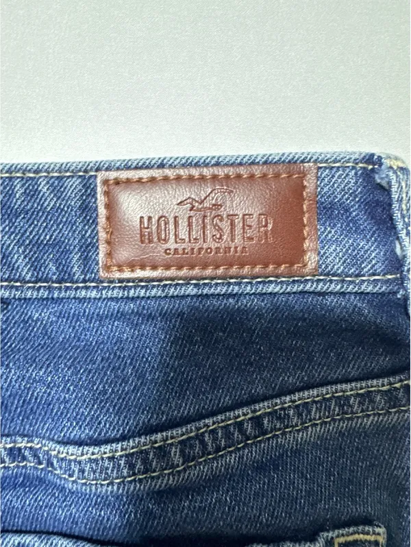 Hollister Ultra High-Rise Mom Jeans W29 L27 - Classic Blue - Image 8