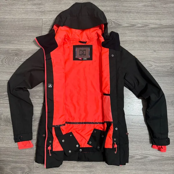 DC Data Women Snowboard Ski Jacket‎ Black Neon Coral 10K Waterproof Small Hooded - Image 2