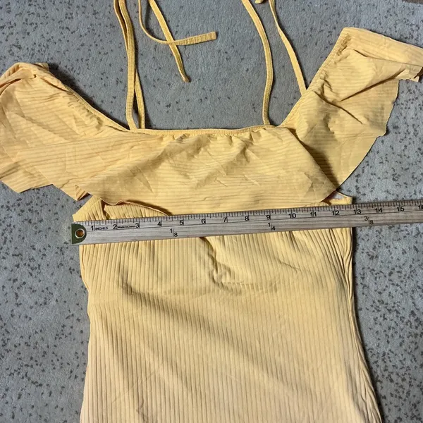 Albion Fit Womens Yellow Ribbed Ruffle Off The Shoulder One Piece Swimsuit‎ S - Image 3