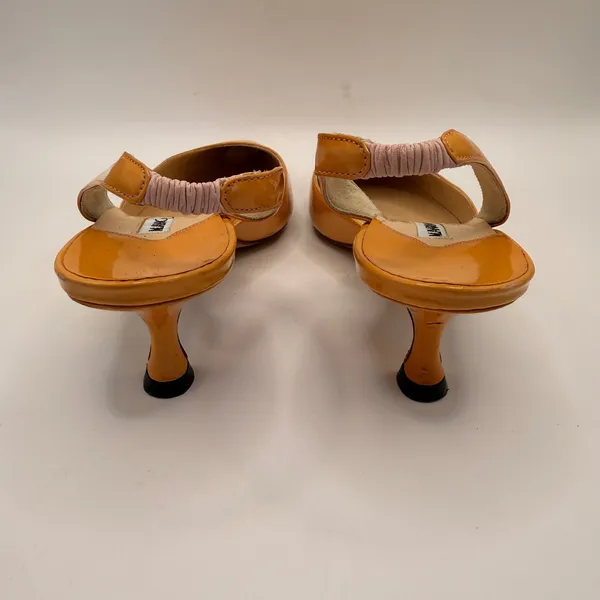 Manolo Blahnik Carolyne Orange Patent Leather Slingback Kitten Heels Size 36.5 - Image 7