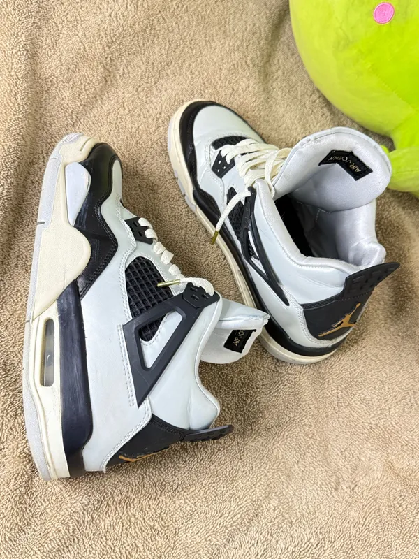 Nike Air Jordan 4 Retro Platinum Gold Mens Size 6.5 - Image 4