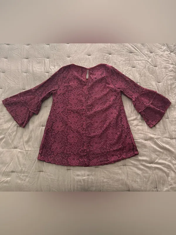 Floral Lace Bell-Sleeve Blouse in Maroon - Image 2