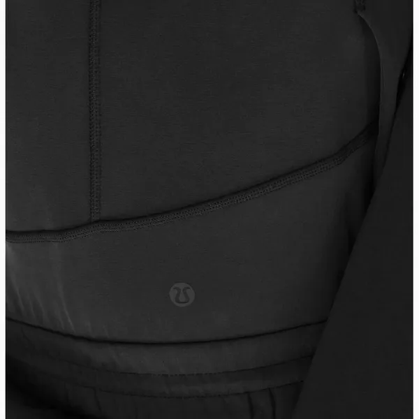 Lululemon Softstreme High-Rise Straight Leg Crop - Image 4
