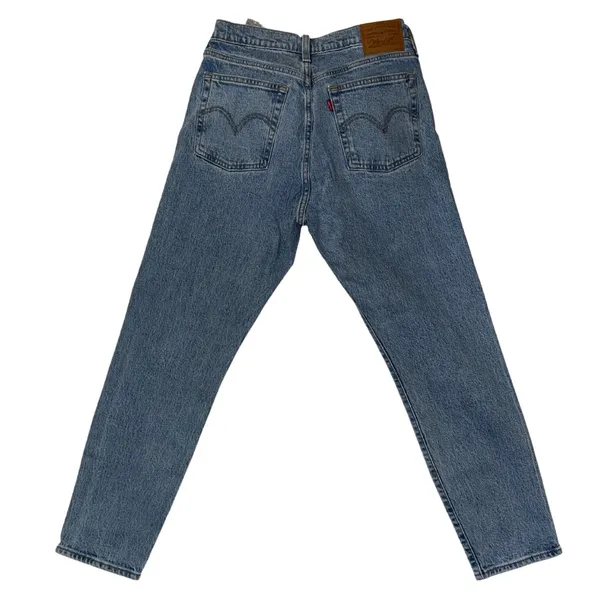 NWOT Wedgie Straight Jeans - Image 3