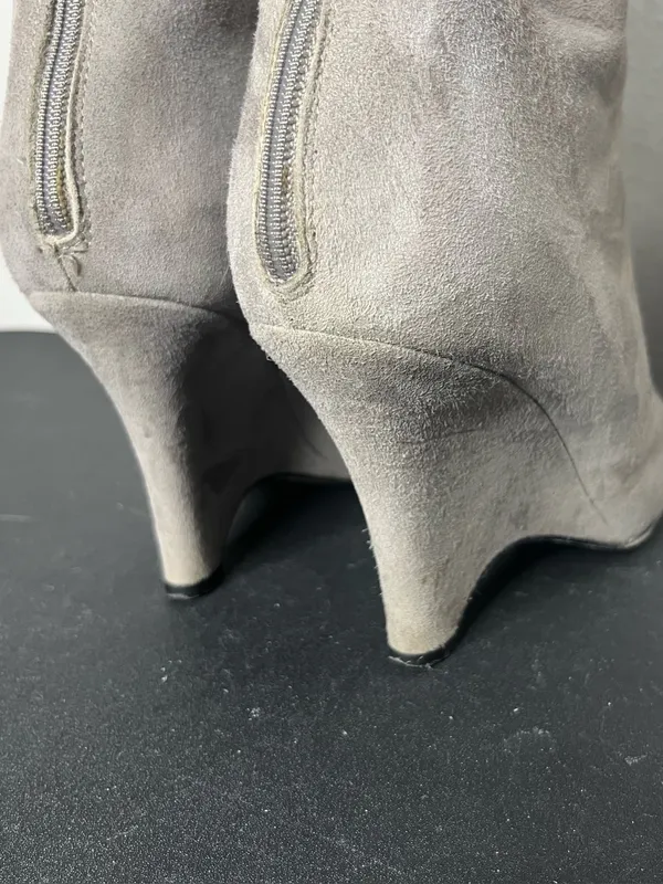 Kate Spade Grey Suede Leather Knee High Curved Wedge Boots Size 7.5 - Image 6