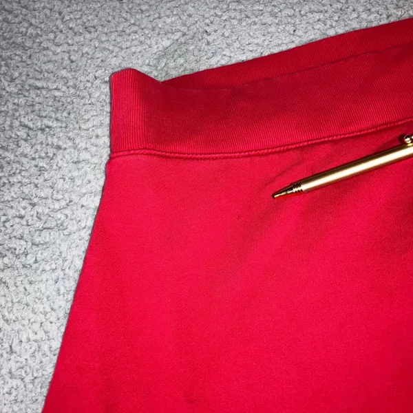 Universal Threads Oversized‎ Sweatshirt Women L Red Crewneck Pullover Drop Shoulder Cozy Vibrant - Image 5