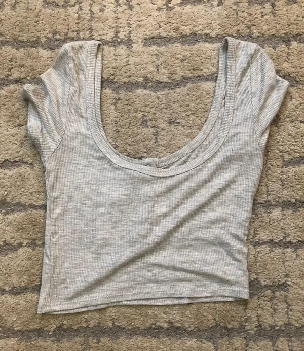PacSun Gray Scoop Neck Top - Image 4