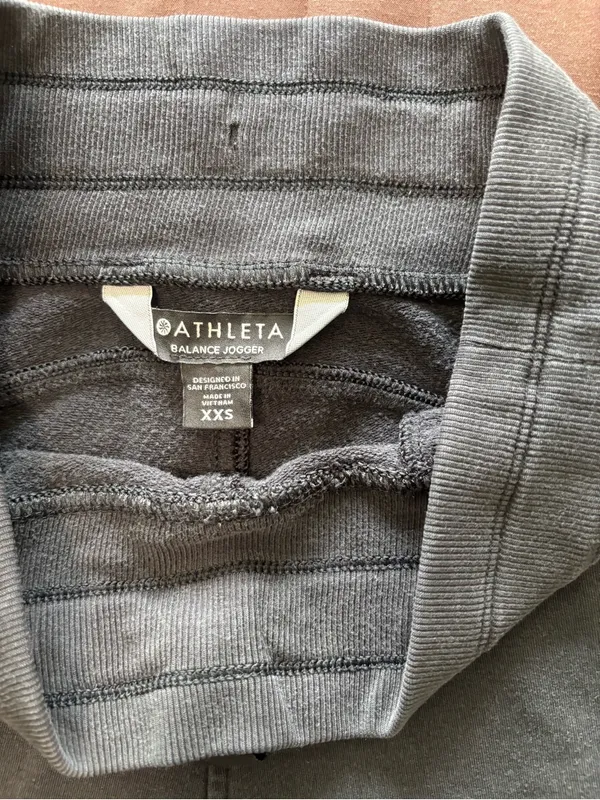 Athleta Ash Black balance jogger - Image 3