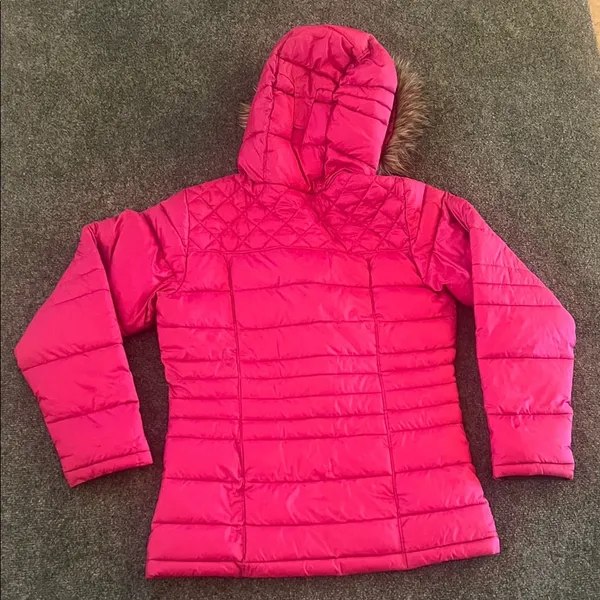 Columbia Women Fuchsia Puffer Jacket with Faux Fur Hood Size S - Image 7