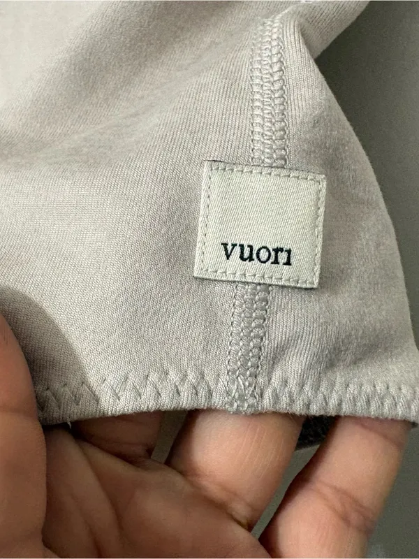 Vuori Halo Mock DreamKnit Bodysuit Milkweed Heather Sleeveless Soft Athleisure - Image 5