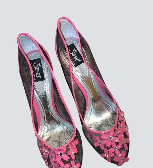 Stuart Couture gorgeous unique pink patten leather heels with black mesh… - Image 5