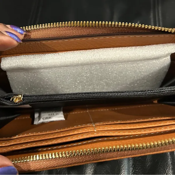 U.S. Polo Assn. Brown Wallet with Gold Logo - Image 4