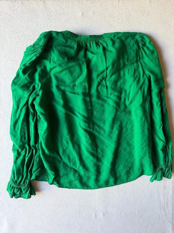 LOFT Women's Emerald Green Long Sleeve Blouse with Shirred Yoke Detail - Image 3