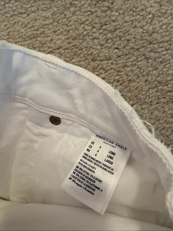 American Eagle Outfitters White Straight Leg Jeans with Distressed Knees - Image 5