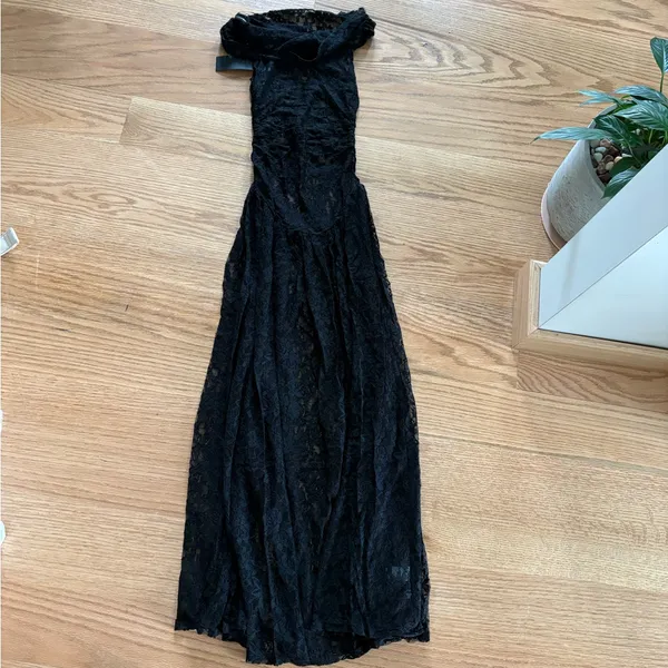 Lioness lace maxi dress - Image 6