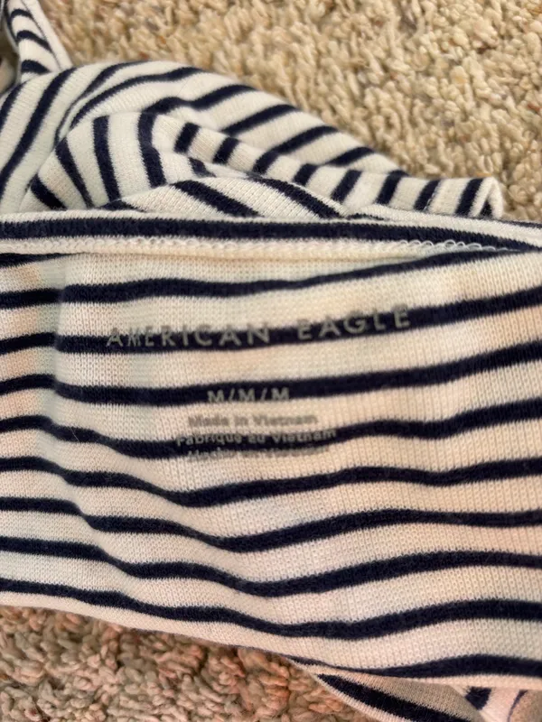 American Eagle Outfitters Tank-top - Image 3
