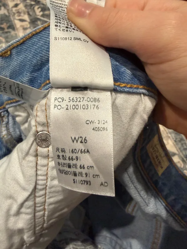 Levi’s Jean 501 Shorts - Image 3