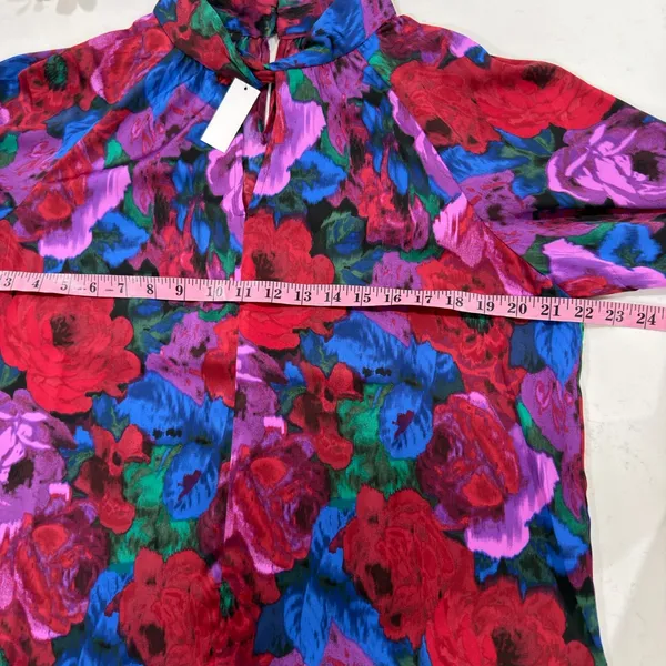 Talbots Vibrant Floral Blouse in Red and Purple - Image 7