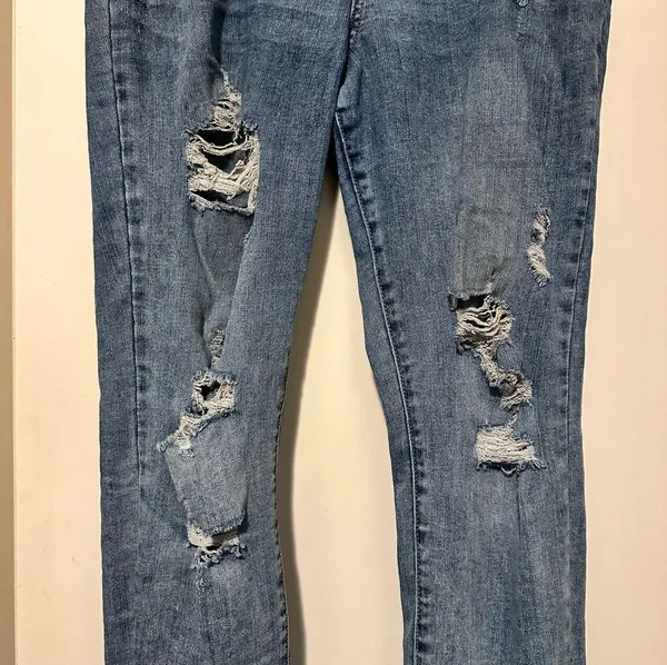 Judy Blue High Waist Destroyed Boyfriend denim jeans size 13/31 - Image 4