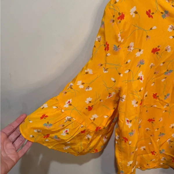 Madewell Silk Painted Carnations Floral‎ Ruffle Sleeve Blouse Gold Yellow - Image 6