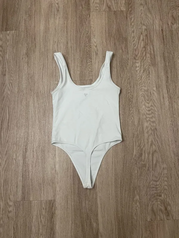 aritzia bodysuit - Image 2