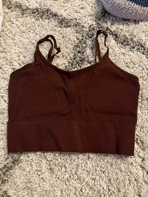 Bozzolo Workout Set Two-Piece - Image 4