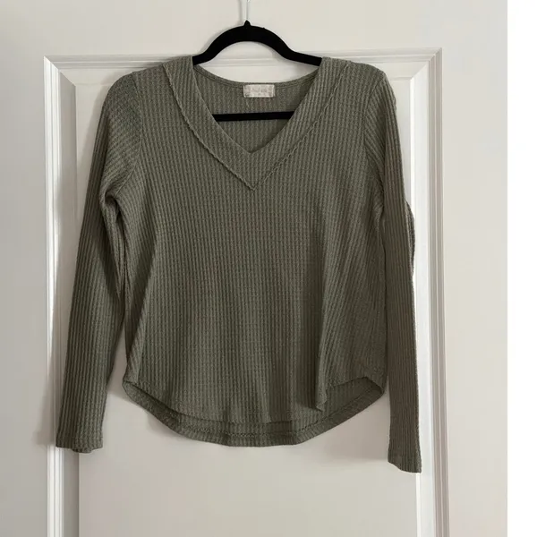 Altar'd State Olive Green Waffle Knit V-Neck Thermal Top XS - Image 2