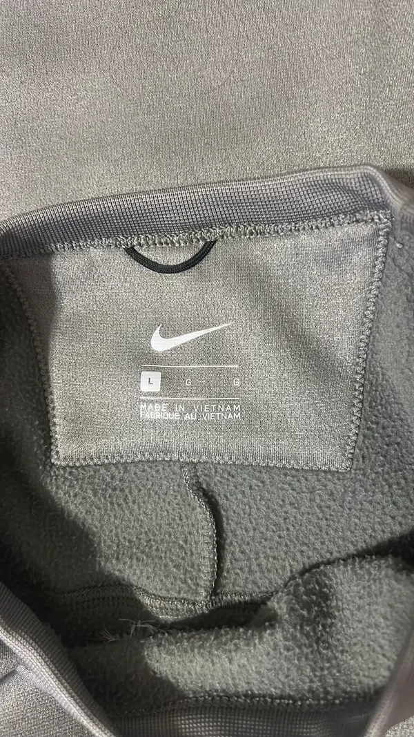 Nike Sweatshirt - Image 5