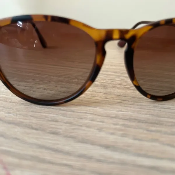 Tortoise Shell Sunglasses Brown - Image 11