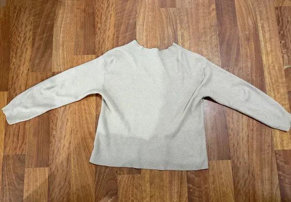 Beige Nine West Sweater - Image 3