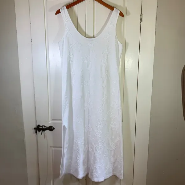 Papillon Paula Carbone White Textured Floral Midi Tank Dress Side Slit FLAWS - Image 7