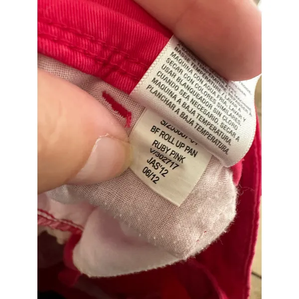 5/$65 Old Navy Womens Shorts‎ Sz 18 Ruby Pink Longer Length Cut Off - Image 6
