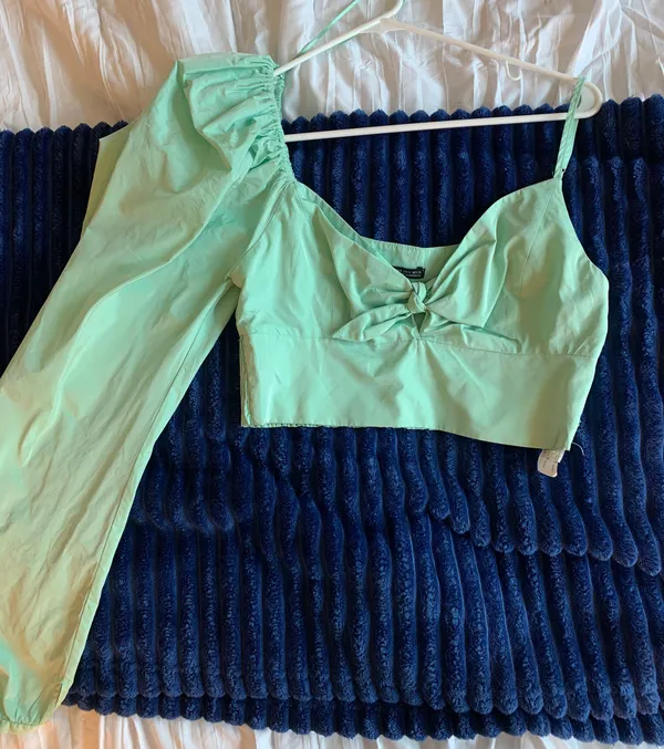 Limited Edition Puff Sleeve One Shoulder Crop Top - Image 3