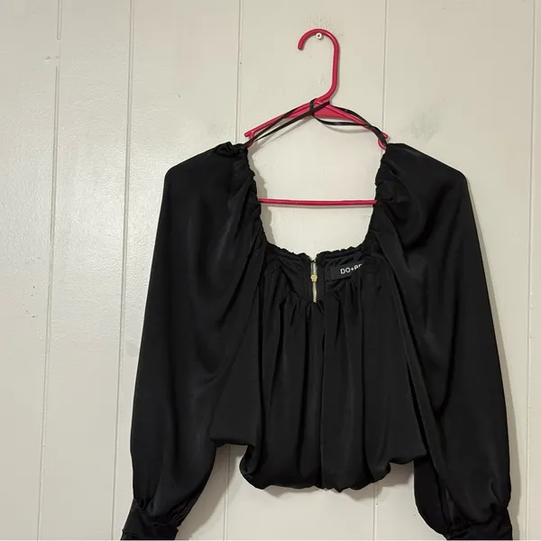 Do+Be Black Satin Bubble Hem Crop Top Long Sleeve Ruched Blouse Size S - Image 2