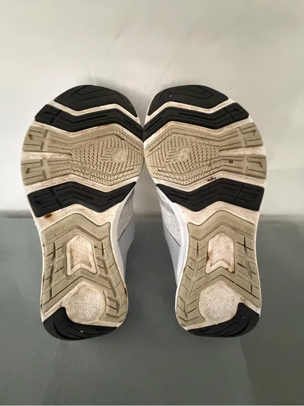 New Balance FuelCore Nergize Gray Mesh Sneakers Womens 7 (B214) - Image 12