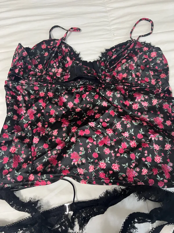 Victoria's Secret Lace - Image 3