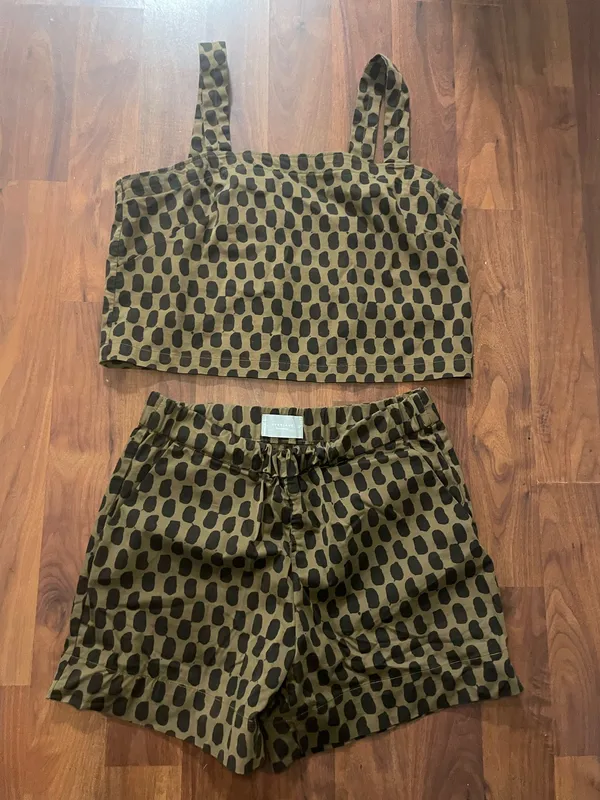 Everlane Organic Cotton Leopard Print 2-Piece Set | Top size 16 + Shorts size 14 - Image 4