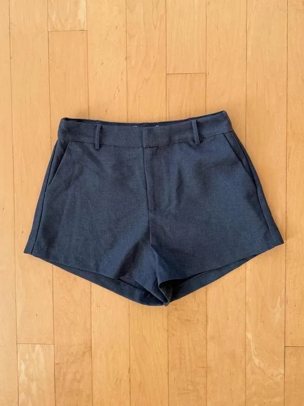 Princess Polly Chivon tailored grey shorts  - Image 2