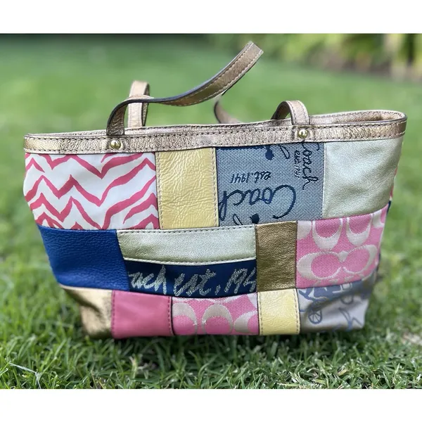 VTG Y2K Coach Patchwork Signature Shoulder Purse Tote Bag Handbag Multicolor - Image 4