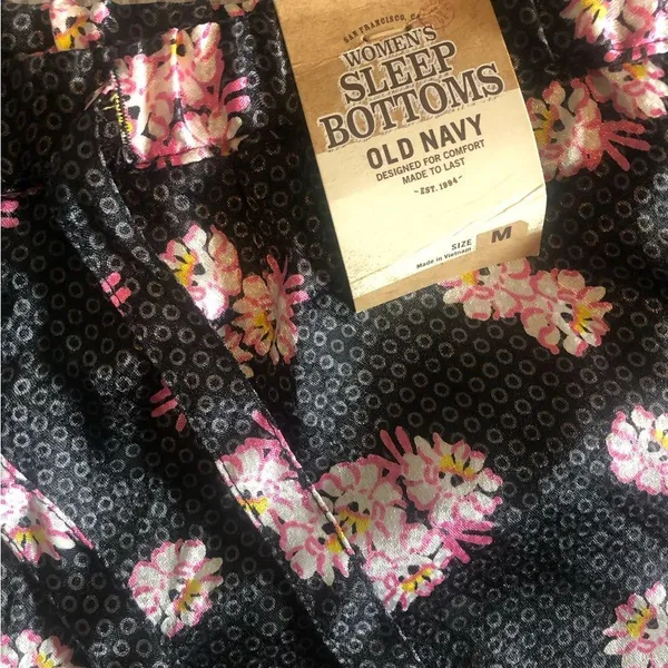- Old Navy Sleepwear bottoms(black with pink flower print) and top(white) - Image 6