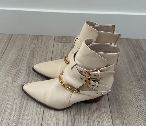 Coconuts by Matisse Booties Ivory Size 7 - Image 7
