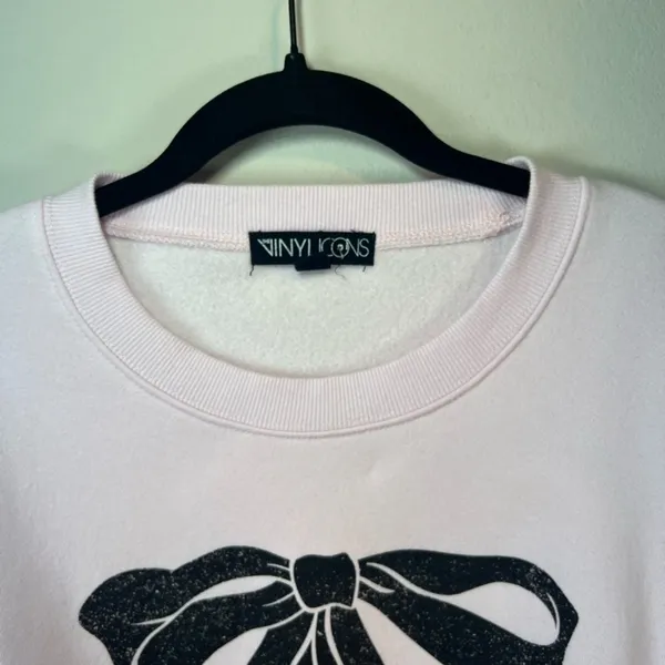 Vinyl Icons Big Bow Graphic Sweatshirt Pink Fleece Glittery Bow Chic Feminine XL - Image 2