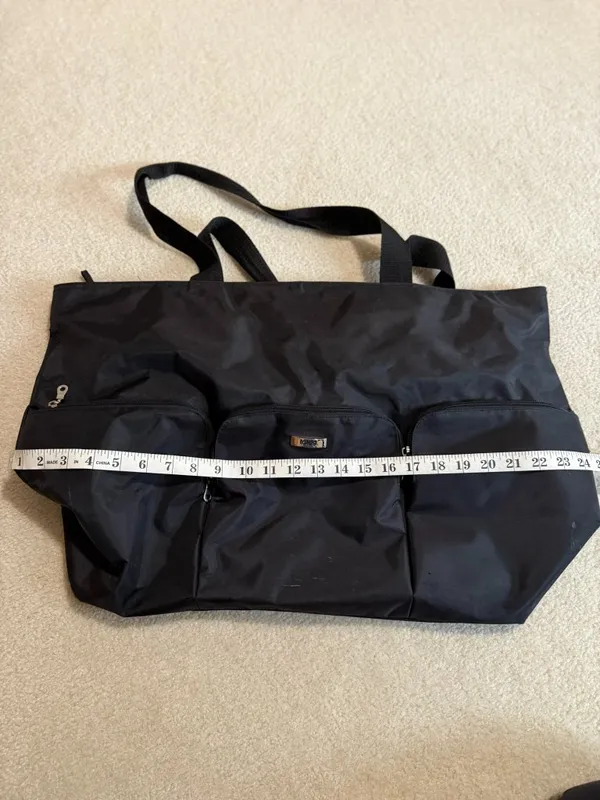 Vintage Tote Duffle Bag in Black - Image 3