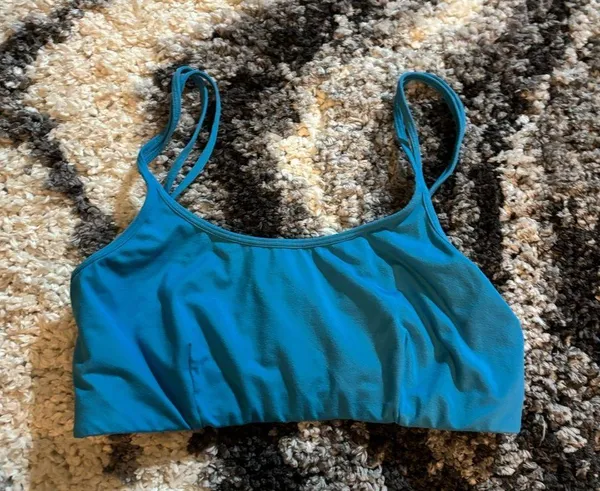 Low Impact Cross-Back Sports Bra - Image 4