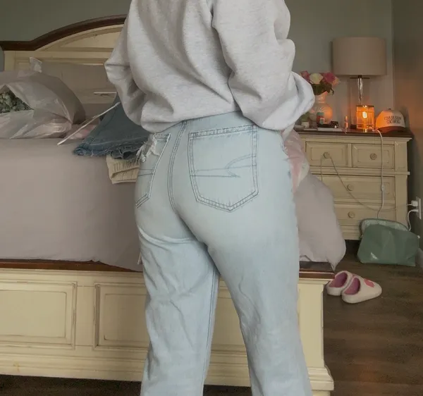 American Eagle Jeans Mom - Image 2