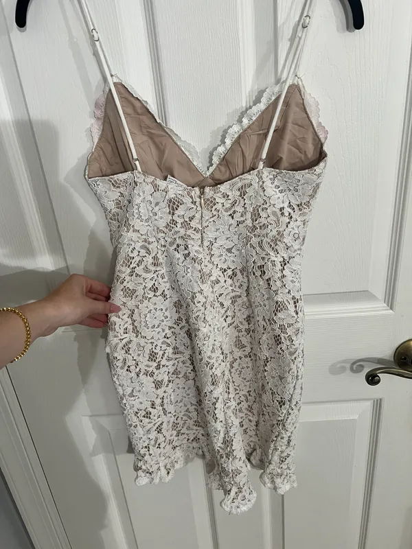 Selfie Leslie White Lace Dress - Image 7