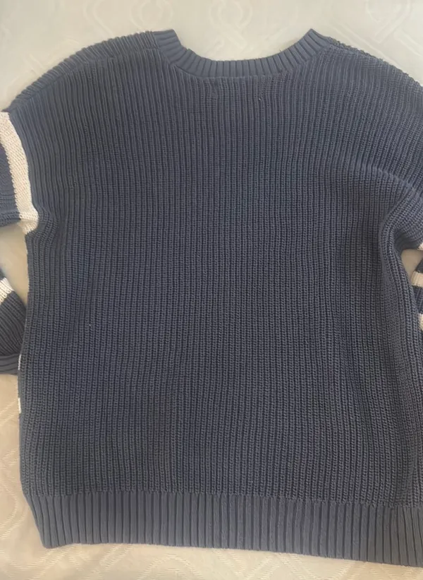 Hollister Sweater - Image 2