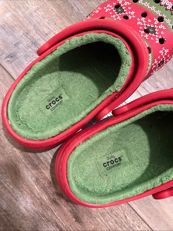Crocs ugly Christmas sweater lined shoes - Image 6