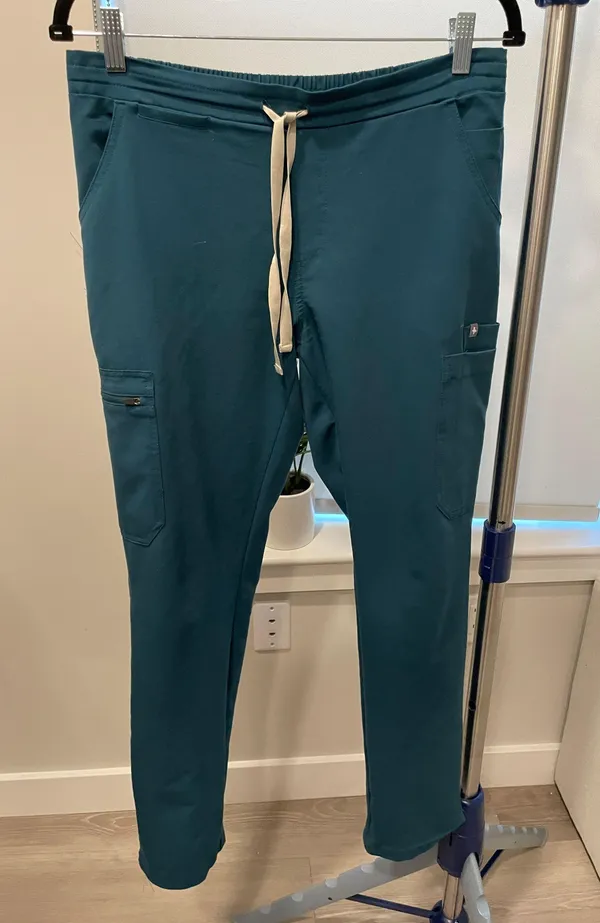 FIGS Yola Scrub Pants - Image 3