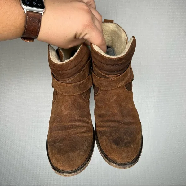SUNDANCE size 7 Brown Ankle Boots‎ Buckle Detail 37 Fur Lining, Stylish & Warm - Image 3